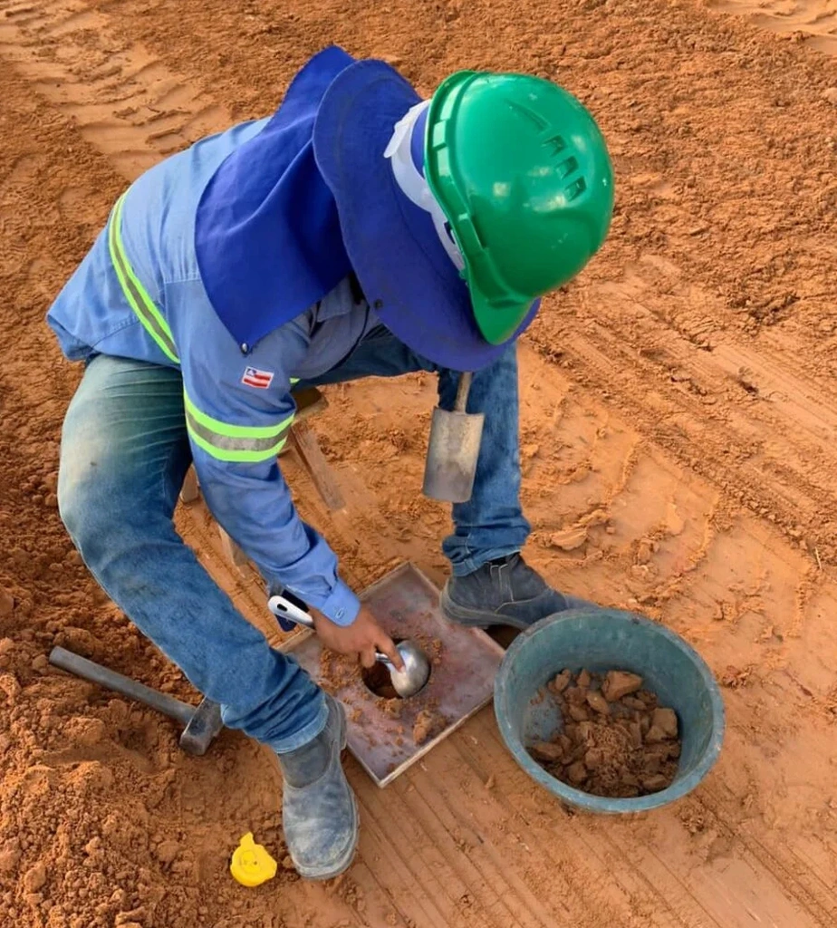 Control de Compactación con Cono de Arena en Arica
